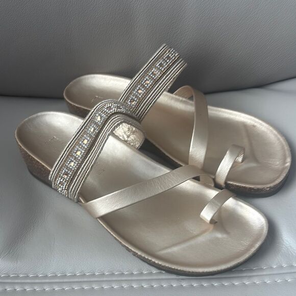 Italian Shoemakers Shoes - Italian Shoemakers Elegant Gold Women's Sandals